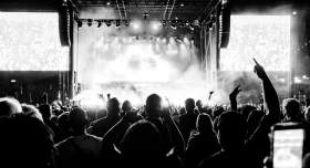 Atmosphere Crowd Shot