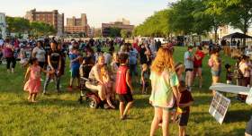 Davis Park Crowd