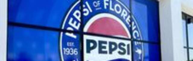 Large window wrap of the Pepsi of Florence logo