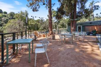 Franklin'sPatio2