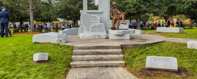 Monument at the Florence Veterans Park