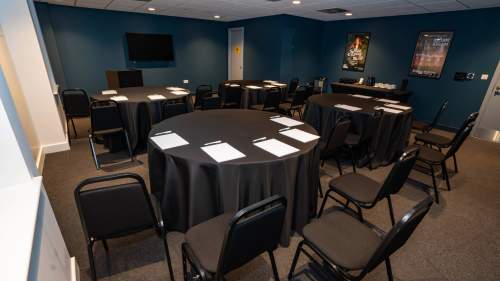 Cabaret in meeting room