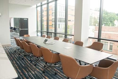 Boardroom (002)