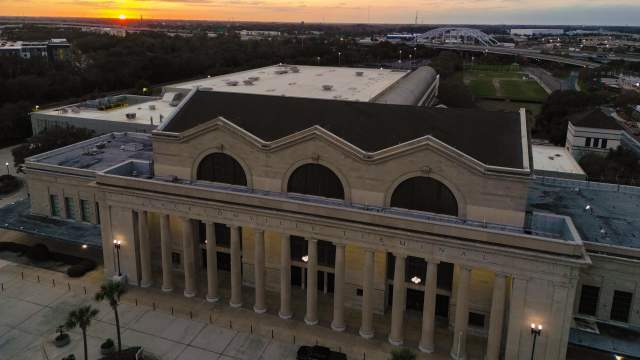 CC Exterior