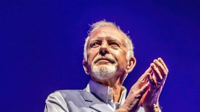 David Essex