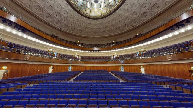 Oval Hall 2