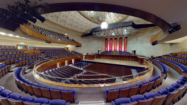 Oval Hall 3