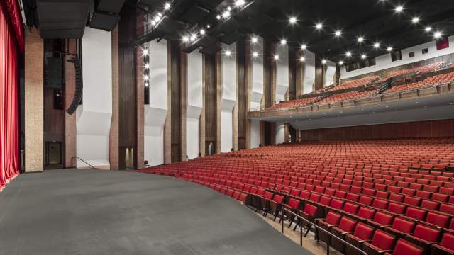 image of the inside of the Linda Ronstadt music hall