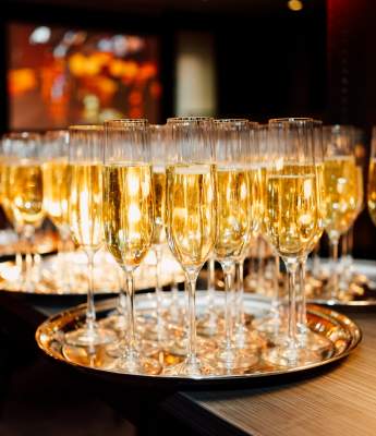 Live Lounge champagne