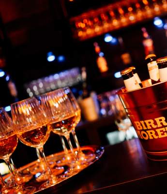 Live Lounge Bar
