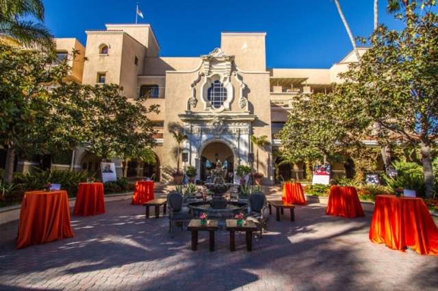 Turf Courtyard 3