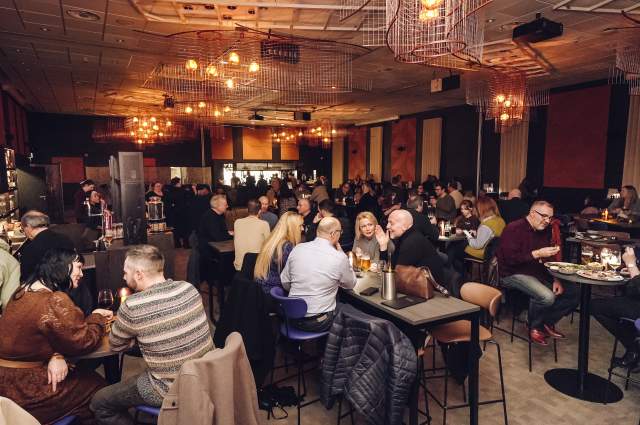 Live Lounge Wide Shot