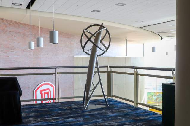 Event sculpture by Fisher Stolz - Abstract sculpture on balcony