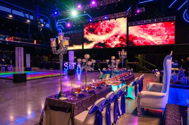 Book your quinceañera with us and shine!