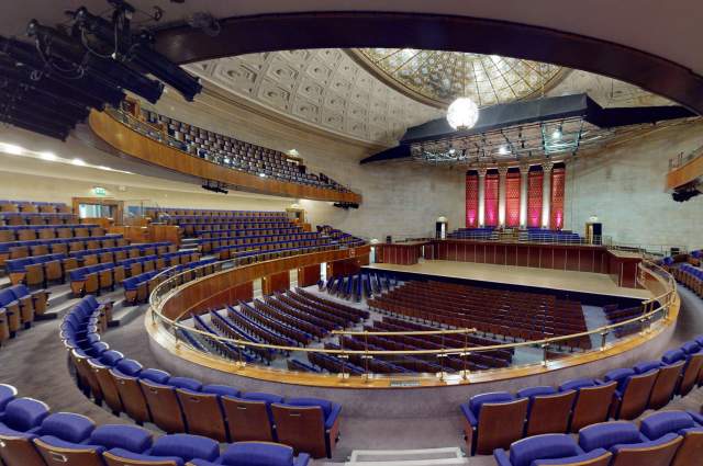 Oval Hall 3