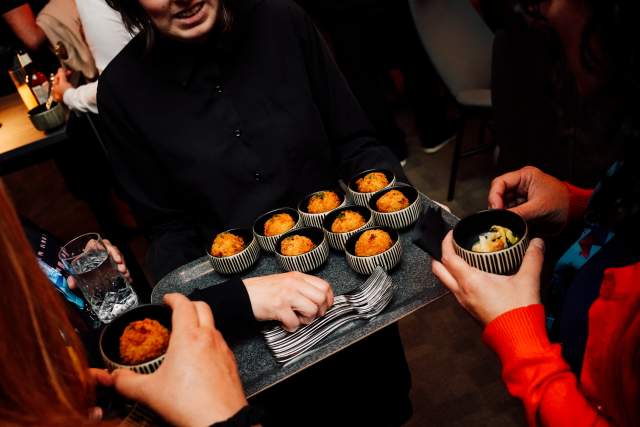 Live Lounge Bowl Food