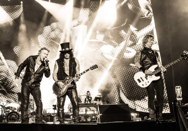 Guns N' Roses Live