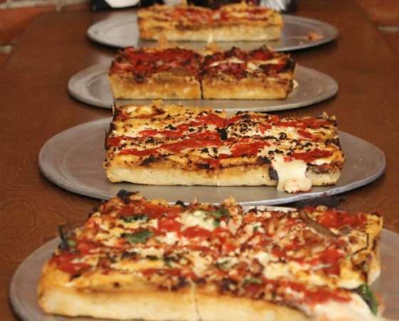 Nikkis Pizza
