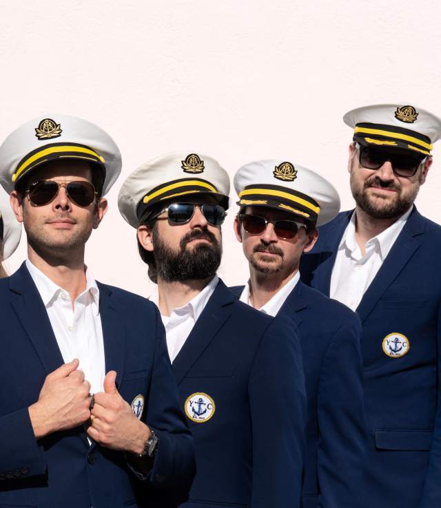 Yachtley Crew