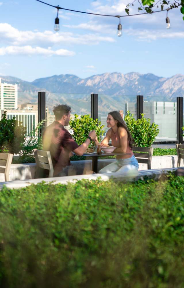 Couple eating at Mar Muntanya in SLC.