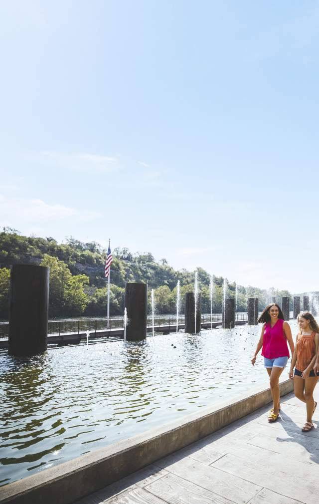 Langind Taneycomo Family Summer Spring Hilton