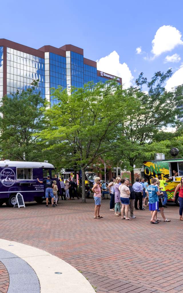 Food trucks in Freimann Square in Fort Wayne, Indiana