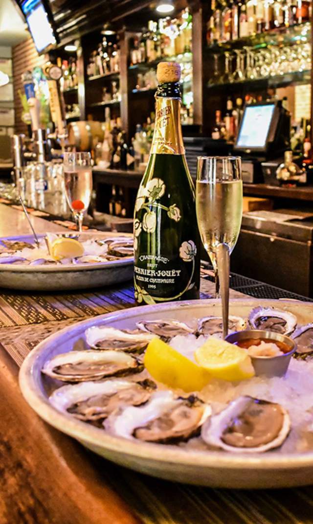 10 Best Spots for Oysters on Cape Cod
