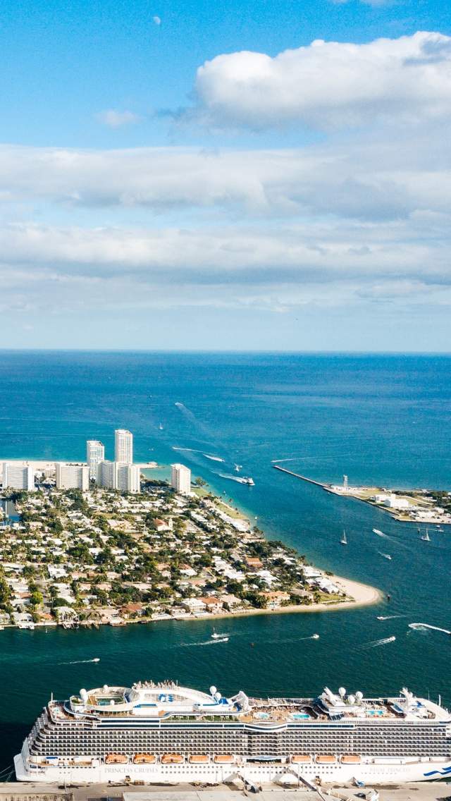 Aerial photo of Port Everglades Cruise Ship Terminal