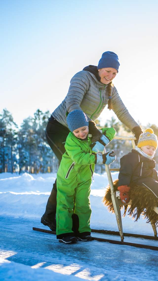 Vinter langs Haldenkanalen - Sparkstøtting