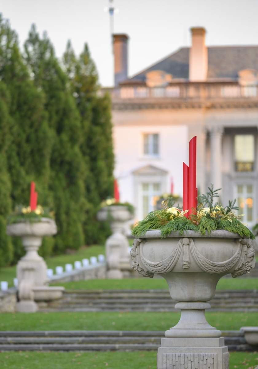 Nemours Estate - Holiday