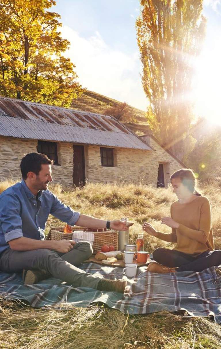 Picnic by historic cottage in Macetown