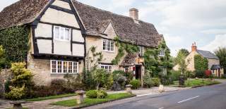 Exterior sot of the Old Swan at Minster Lovell