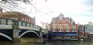 A view of Windsor Bridge