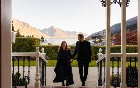 A couple arriving at Hulbert House