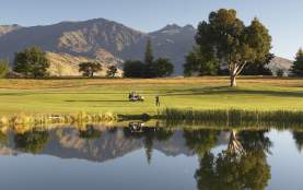 Golfer playing at Millbrook Resort