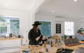 Studio 42 Jewellery Making Classes at Country Lane with Owner Jess Winchcombe