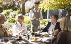 People dining at Mora Wines & Artisan Kitchen