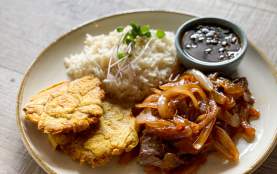 Alma - Bistec Encebollado