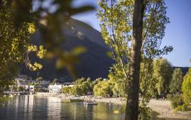 Sunny afternoon in Queenstown Bay