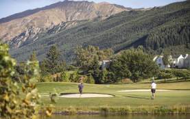Friends playing golf at Millbrook Resort