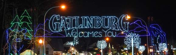 Gatlinburg Welcomes You sign