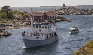 Sightseeingbåten M/B Øya i Blindleia, Ulvøysund, Lillesand