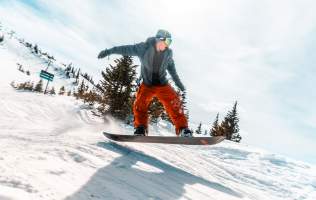 Snowboarding in Brian Head