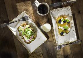 Southern Oak restaurant at Grand National