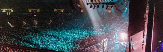 Photo of crowd in arena