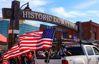 Parade Patriotic Downtown Veterans