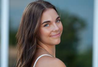 A senior portrait of Abbie Cina.