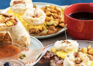 Mama's on 39 brunch