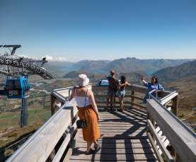 View of mountains and lake at the Coronet Peak sightseeing platform