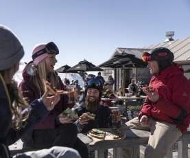 Cardrona pizza at Captains